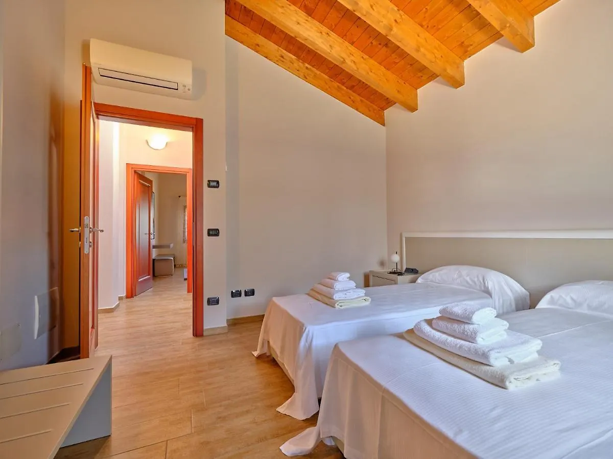 Villasgarda - Villa Leone Salionze