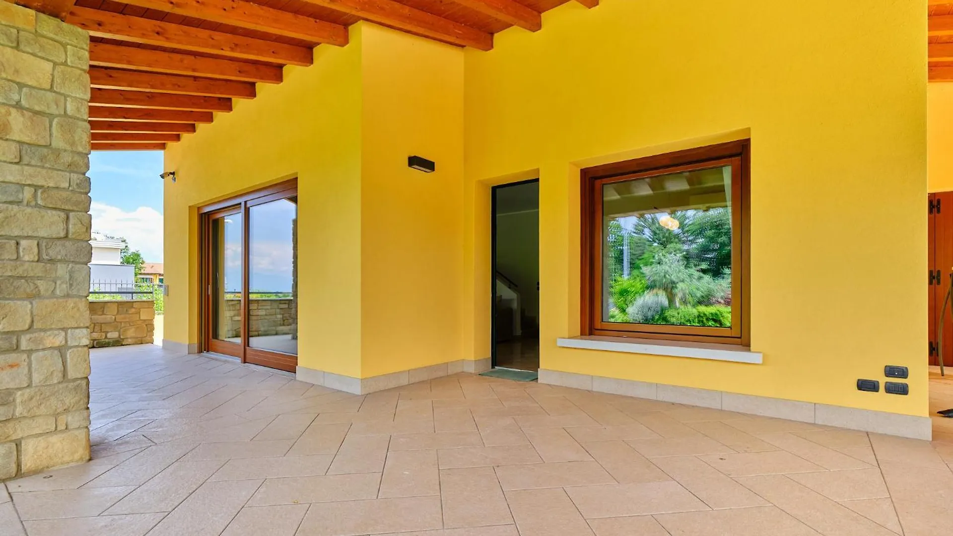 Villasgarda - Villa Leone Salionze Italia