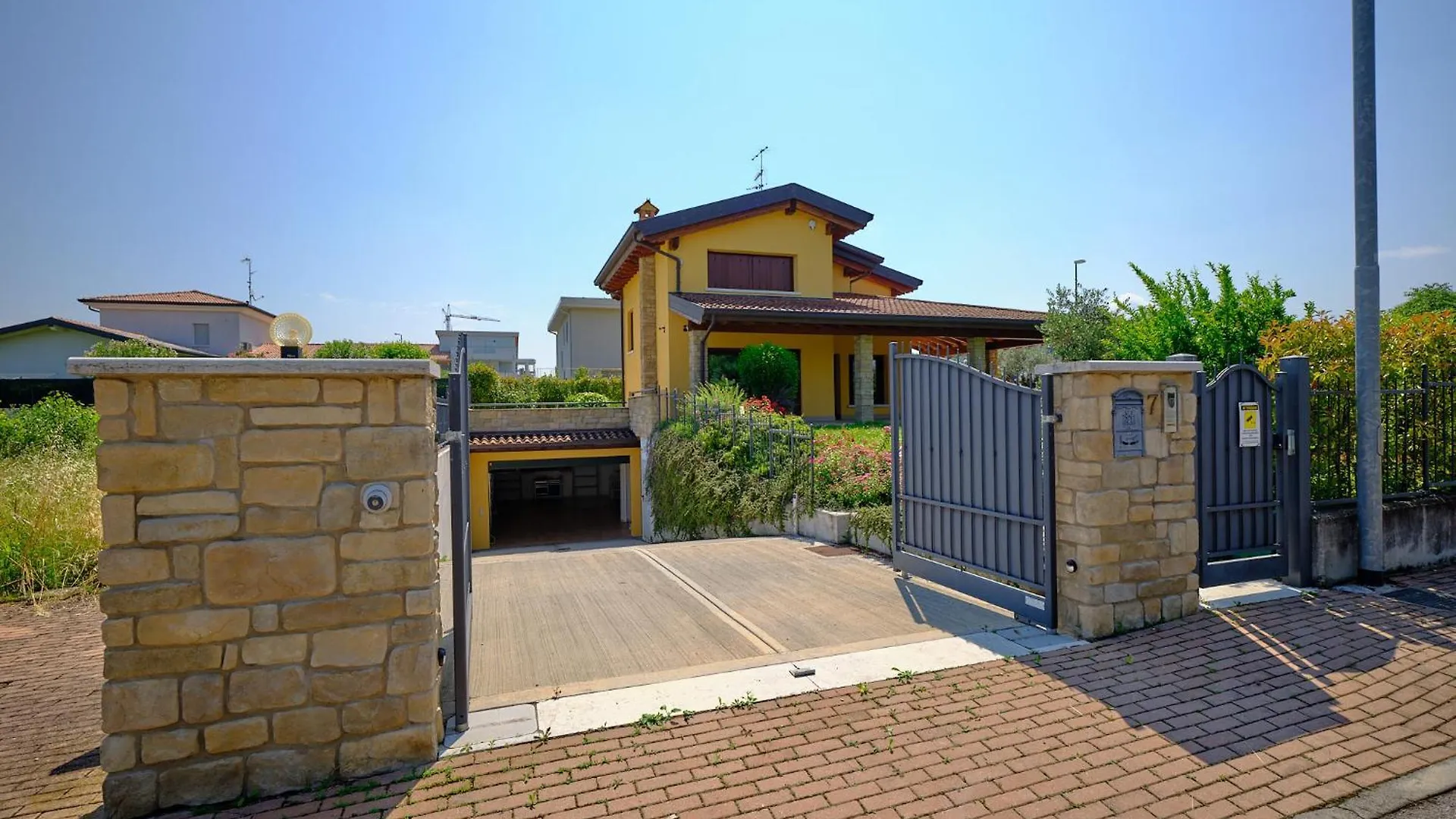 Villasgarda - Villa Leone Salionze